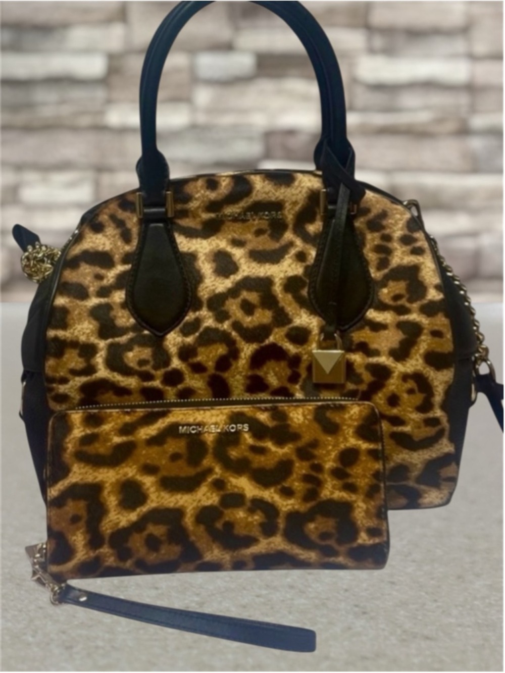 Michael Kors Briar Bowling Bag & Matching Wallet Cheetah Black Butterscotch
